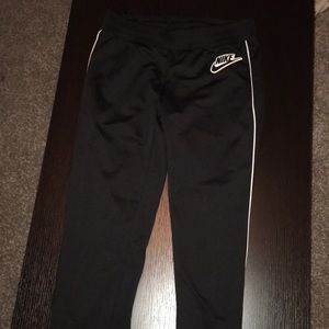 women’s nike sweats